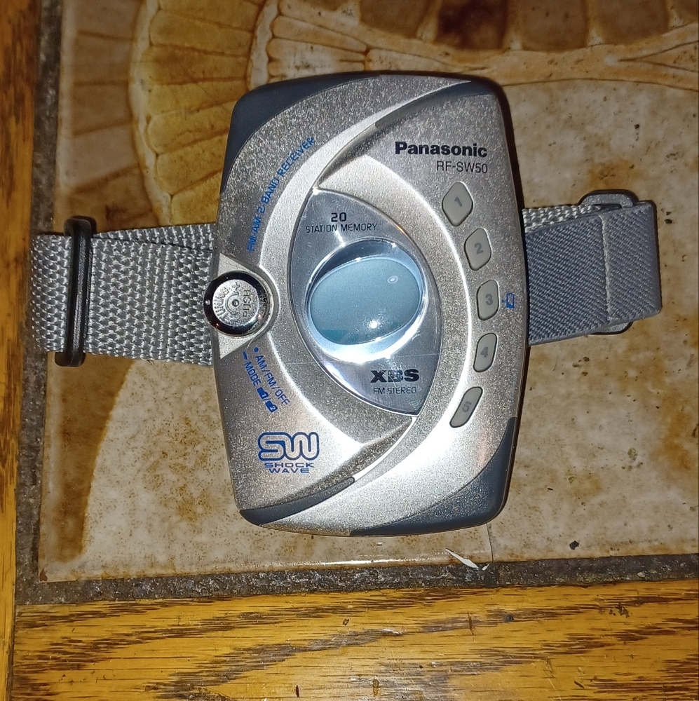Panasonic Silver Portable Radio SW Shock wave Panasonic RF-SW50